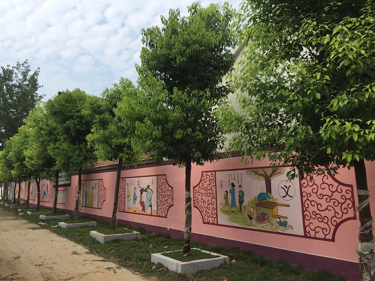 學習一下墻繪作品的制作流程步驟和注意事項