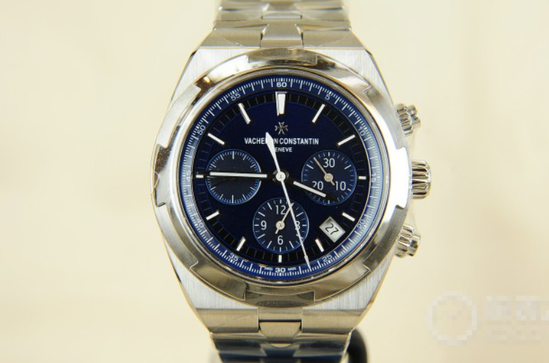 江詩丹頓品牌縱橫四海繫列火熱的計時型不銹鋼藍(lán)盤腕錶